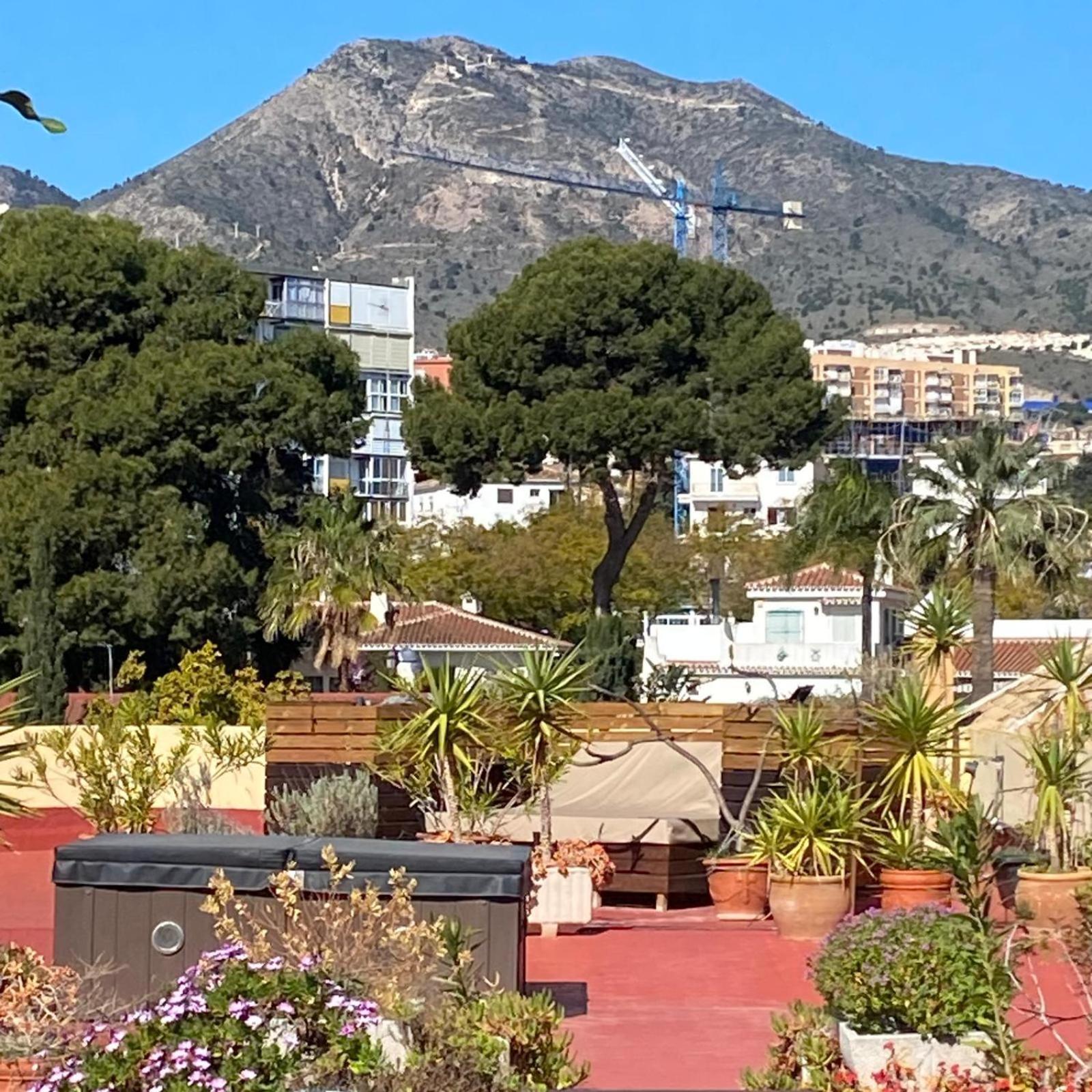 550 M2 Luxury Penthouse - Jacuzzi, Golf & Beach Benalmadena Luaran gambar
